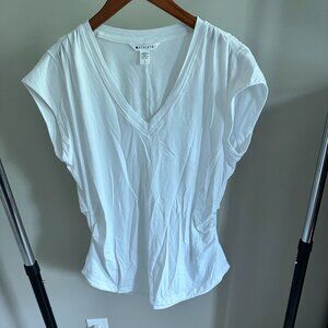 Athleta Outbound V-neck tee